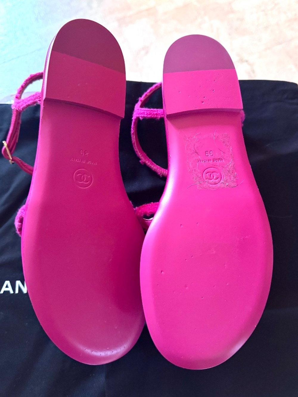 NIB Gorgeous Fuchsia Chanel Thong Sandals, Size 39. US size 8 - Picture 5 of 6